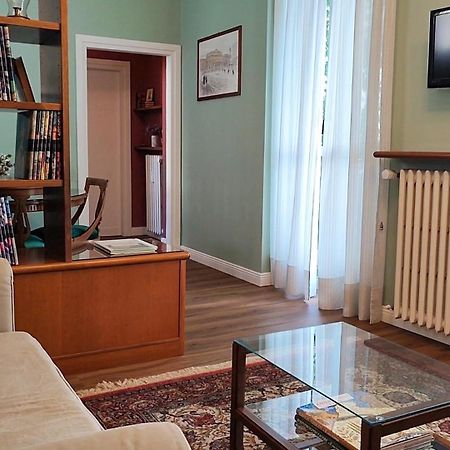 City Life Sky Apartment- Mico- Breathtaking Penthouse Milan Bagian luar foto