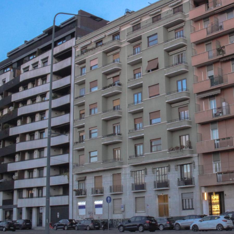 City Life Sky Apartment- Mico- Breathtaking Penthouse Milan Bagian luar foto